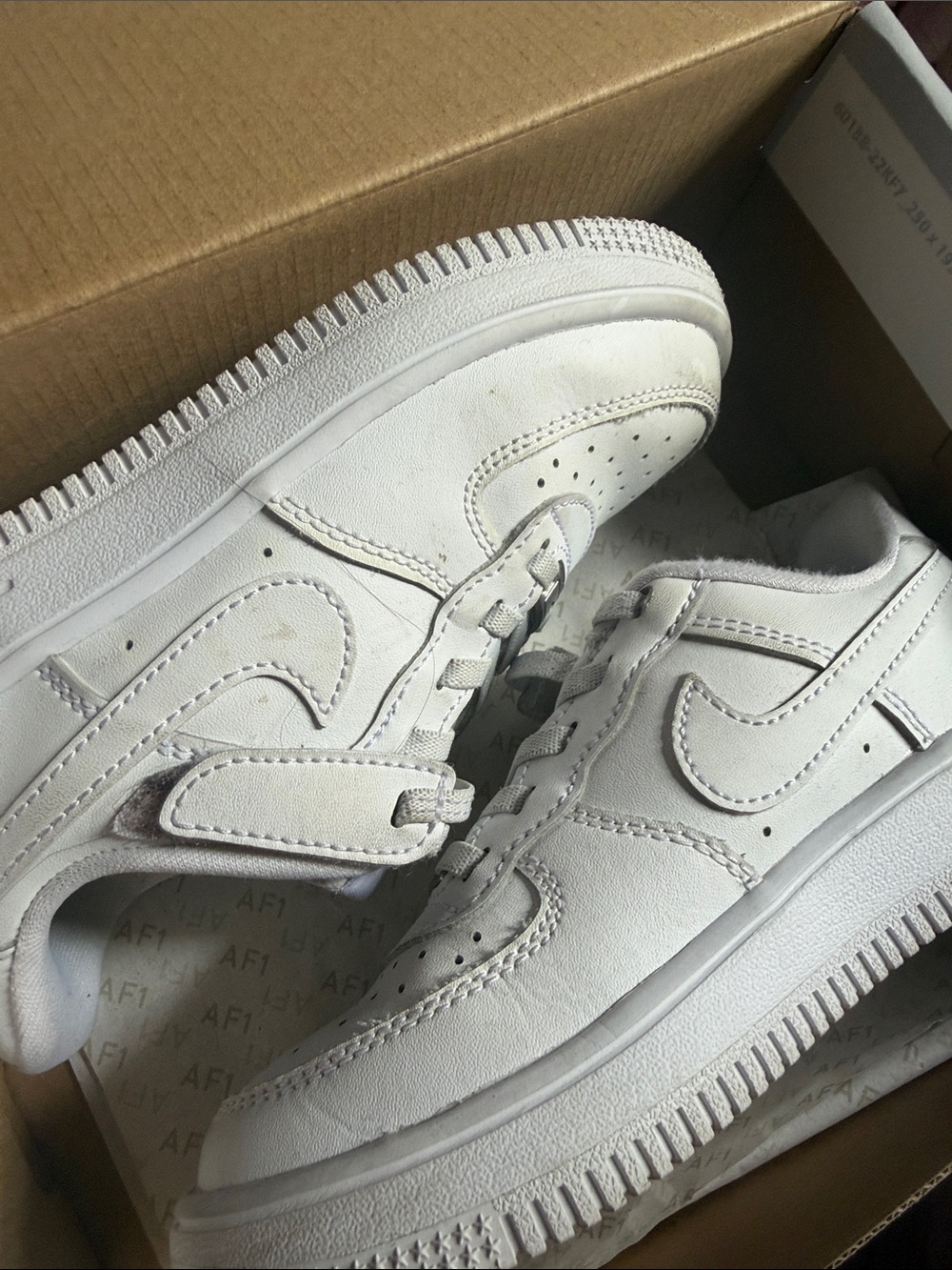 Nike White Leather Low-Top Velcro Sneakers